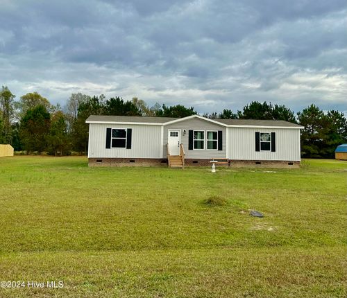 205 Emily Dr, Chadbourn, NC, 28431-7265 | Card Image