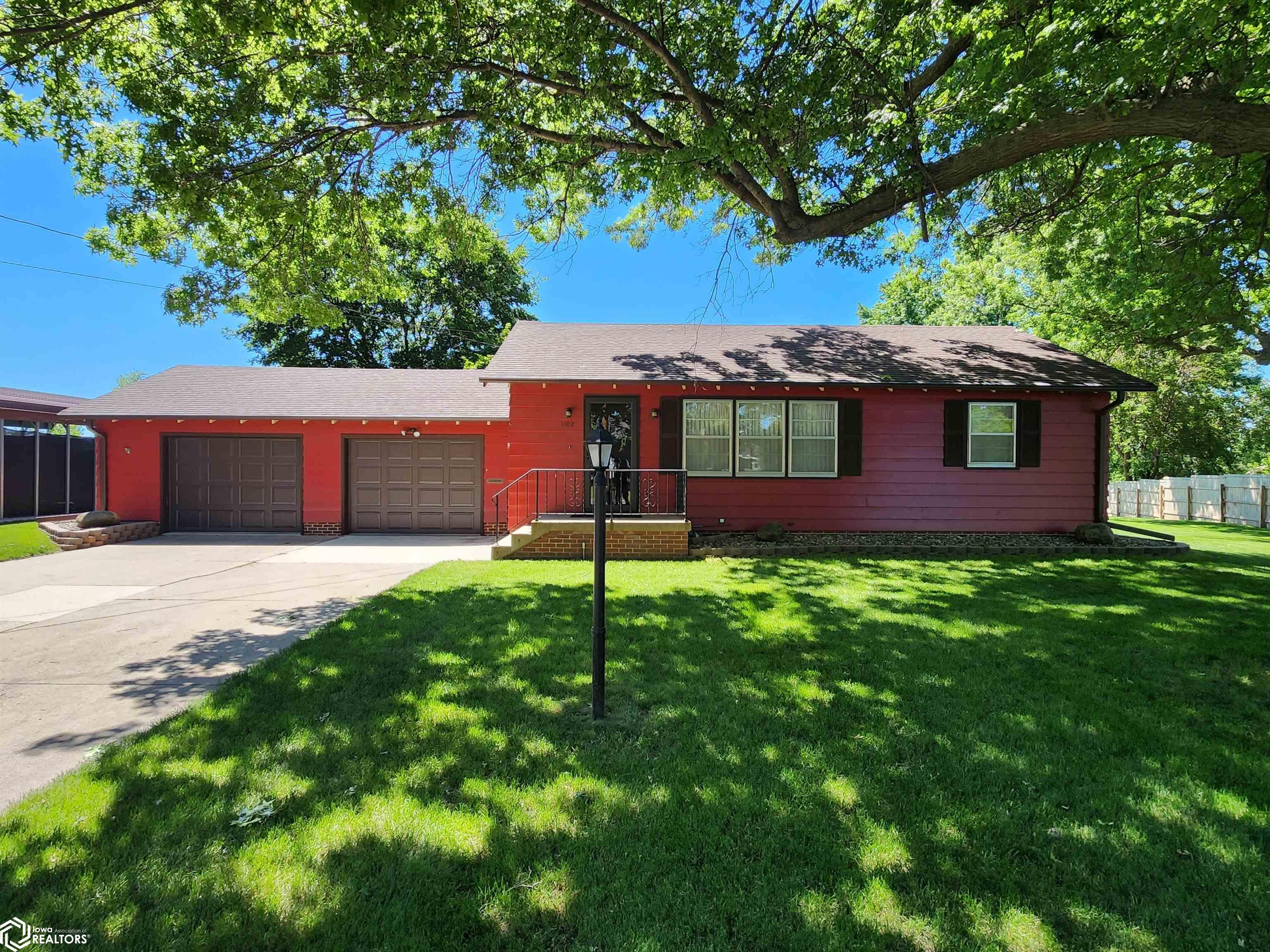 Kirby St, Creston, IA 50801