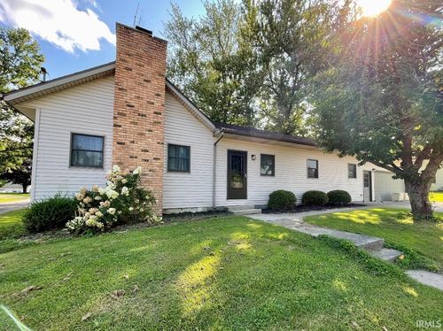 214 Cortland St, La Paz, IN, 46537 | Card Image