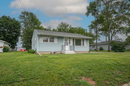 951 Wisconsin St, Waterloo, IA, 50702-1840 | Card Image