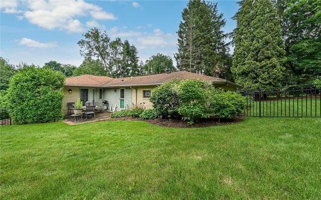 116 Parkfel Ave, House other with 2 bedrooms, 2 bathrooms and 2 parking in Mccandless PA | Image 44