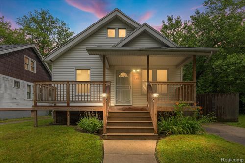 12658 Waltham St, Detroit, MI, 48205-3310 | Card Image