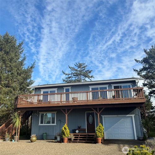 33612 J Pl, Ocean Park, WA, 98640-5611 | Card Image