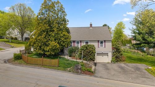 38 Upland St, Auburn, MA, 01501-3146 | Card Image