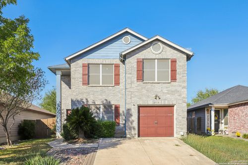 8915 Gathering Pass, Converse, TX, 78109-3492 | Card Image