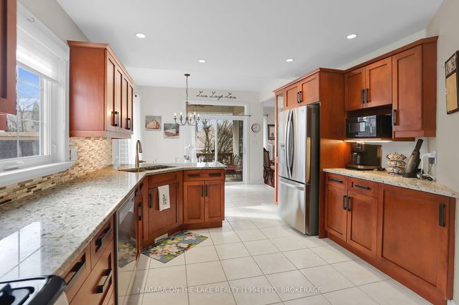 134 Loretta Dr, House other with 3 bedrooms, 2 bathrooms and 4 parking in Virgil ON | Image 9