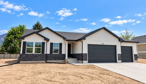 228 E 770 N, Santaquin, UT, 84655-7279 | Card Image