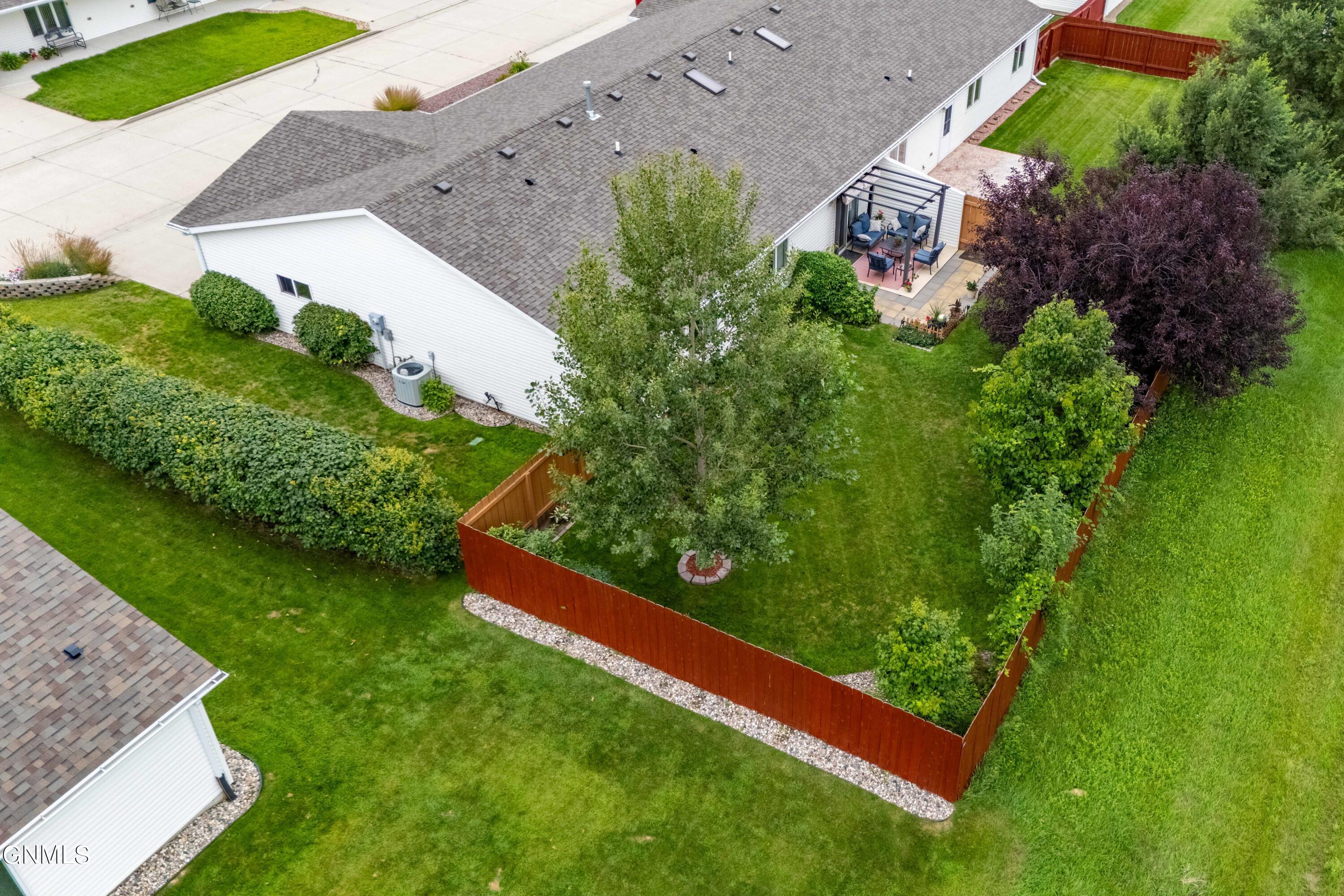 Lakota Ln, Bismarck, ND 58504