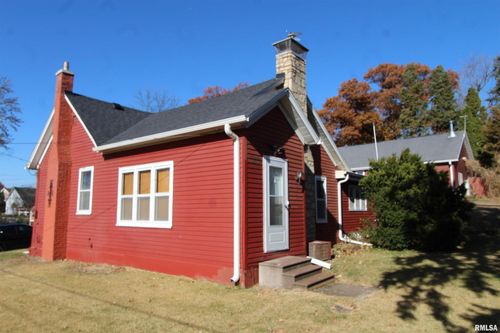 1316 Florence Ave, Clinton, IA, 52732-5446 | Card Image