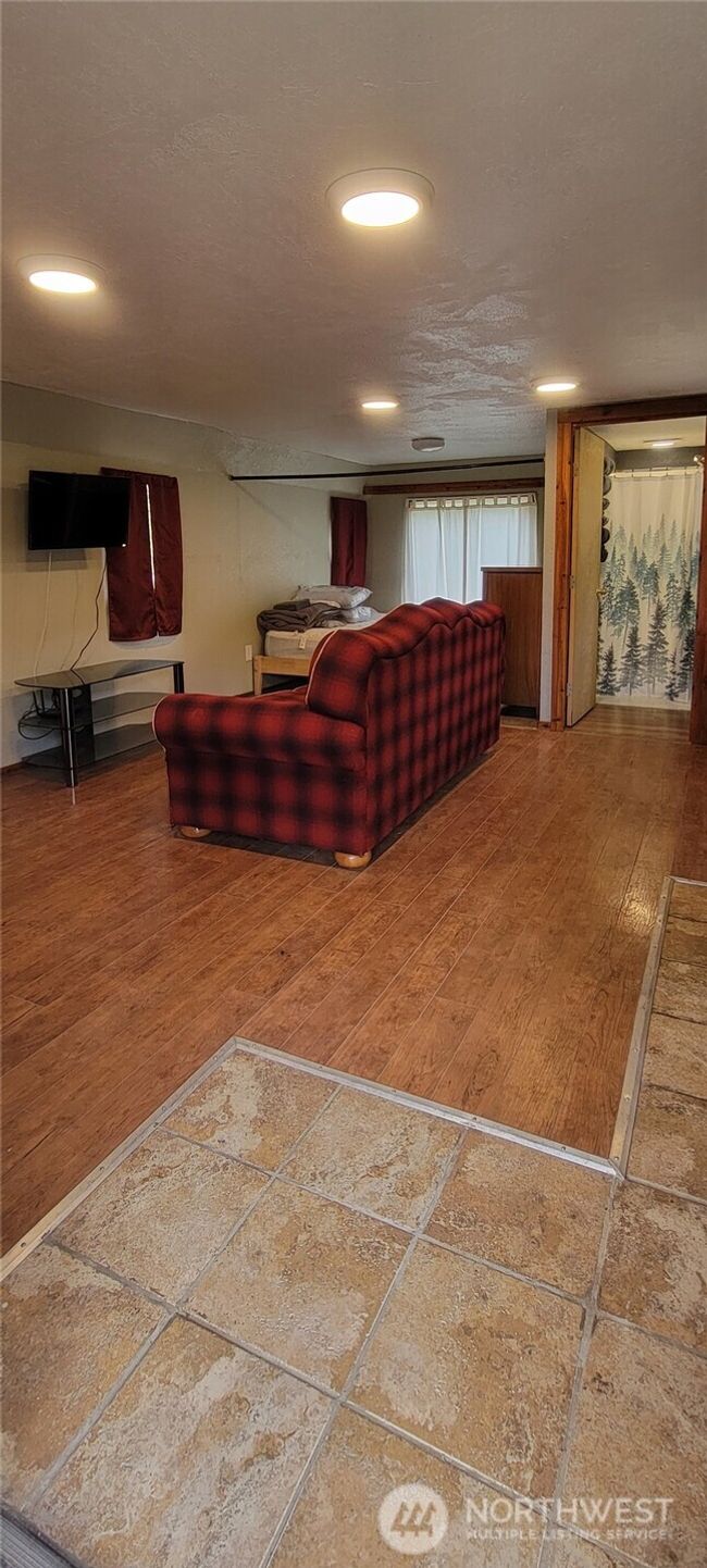 Tiny Home Interior | Image 8
