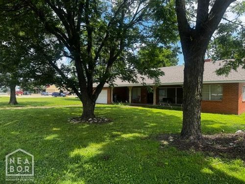 500 W Hill St, Walnut Ridge, AR, 72476-1331 | Card Image