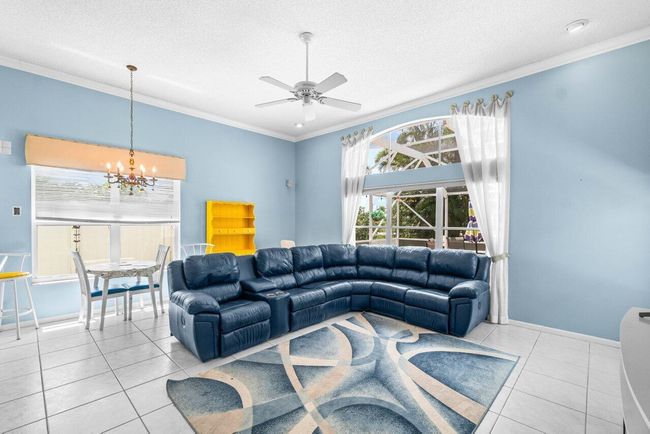 5946 Bay Hill Cir, House other with 4 bedrooms, 2 bathrooms and null parking in Lake Worth FL | Image 18