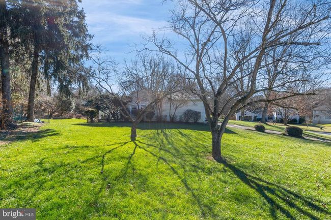 9711 Cinnamon Creek Dr, House other with 4 bedrooms, 3 bathrooms and null parking in Vienna VA | Image 43