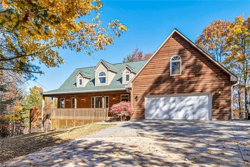 326 Rose Briar Rd, Boomer, NC, 28606-9278 | Card Image