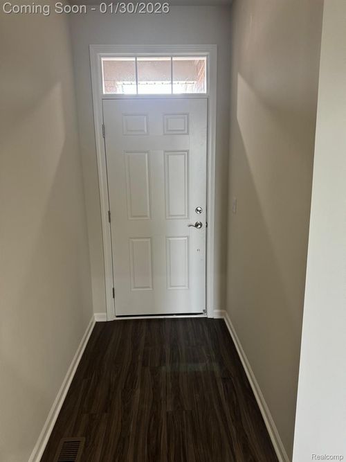 732 Addison Cir, Commerce Twp, MI, 48390-3480 | Card Image