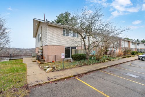 3443 Kenbrooke Ct, Kalamazoo, MI, 49006-5434 | Card Image