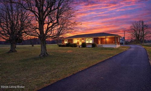 7585 Sonora Rd, Sonora, KY, 42776-9407 | Card Image