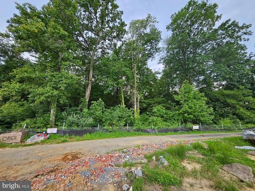 5410 Cape Daisy Ln, Centreville, VA, 20120 | Card Image