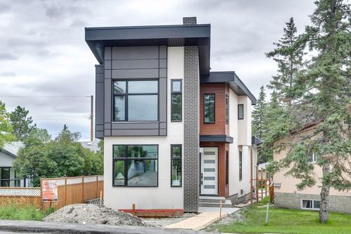 7722 47 Ave Nw, Calgary, AB, T3B1Z1 | Card Image