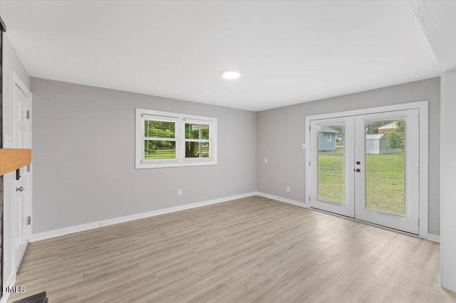 11-2752 Weldon Terrace | Image 6