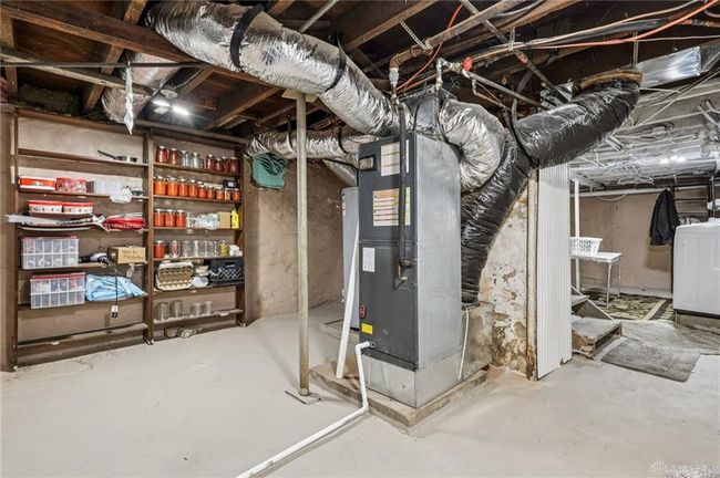 213 N Broadway St, House other with 3 bedrooms, 2 bathrooms and null parking in Blanchester OH | Image 67