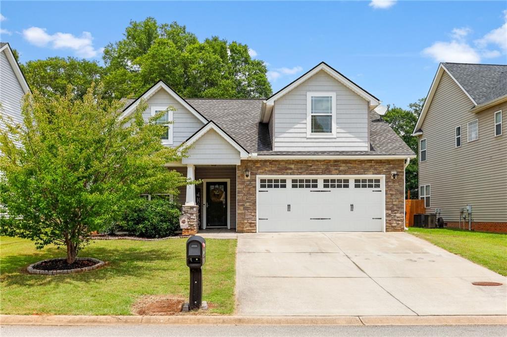 Streams Way, Anderson, SC 29625