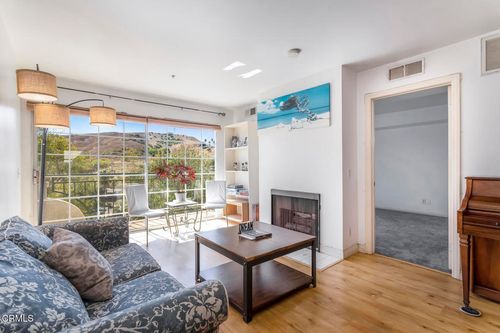 1211-4750 Templeton St, Los Angeles, CA, 90032 | Card Image