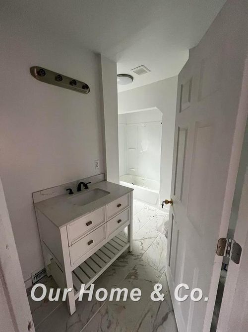 16230 Cheyenne St, Detroit, MI, 48235-4292 | Card Image