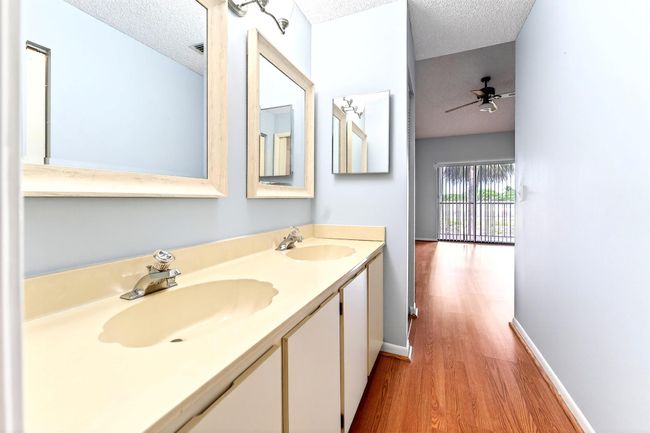 APT-1125 - 7903 Willow Spring Dr, Condo with 2 bedrooms, 2 bathrooms and null parking in Lake Worth FL | Image 16