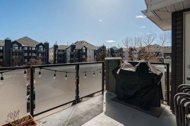 402 - 10 Sierra Morena Mews Sw, Home with 2 bedrooms, 2 bathrooms and 1 parking in Calgary AB | Image 27