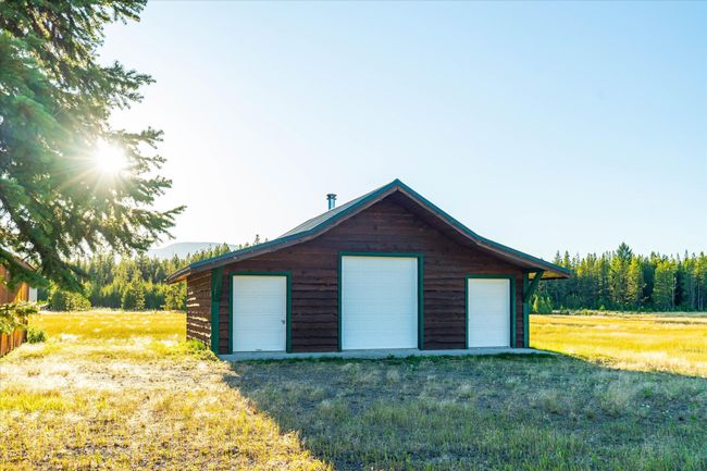 400 Kintla Ranch Rd, House other with 7 bedrooms, 6 bathrooms and null parking in Polebridge MT | Image 78
