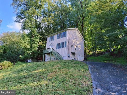490 Split Rail Rd, FRONT ROYAL, VA, 22630-5706 | Card Image