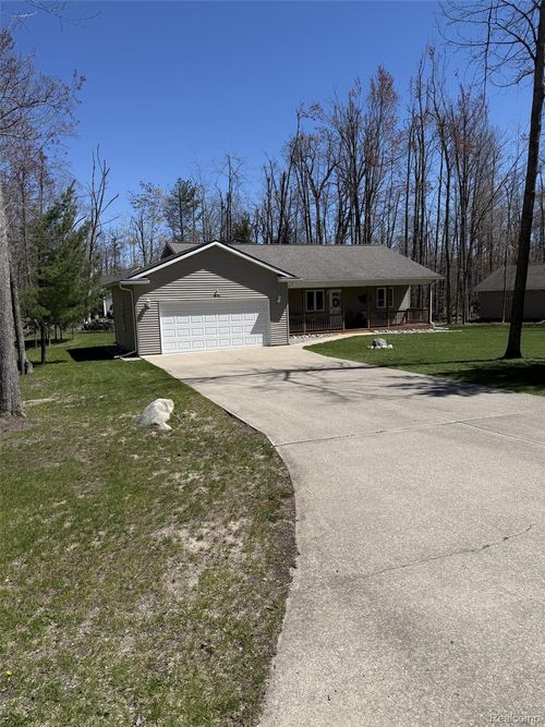 6767 Whispering Pines Dr, Gaylord, MI, 49735-9026 | Card Image