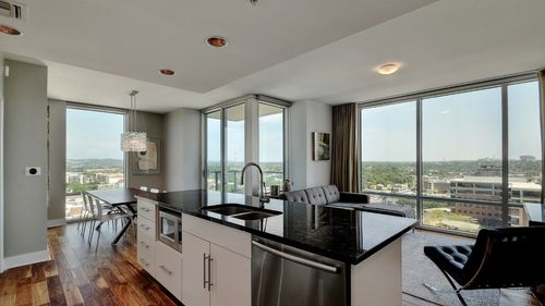 apt-1707-300 Bowie St, Austin, TX, 78703-4614 | Card Image