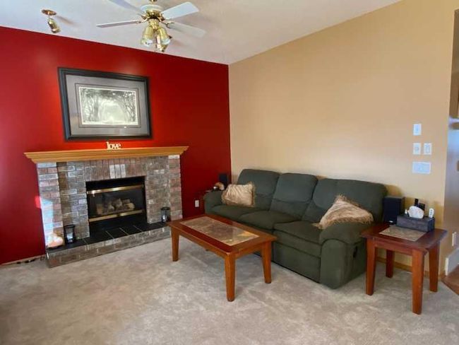 123 West Springs Way Sw, Home with 3 bedrooms, 3 bathrooms and 2 parking in Calgary AB | Image 12