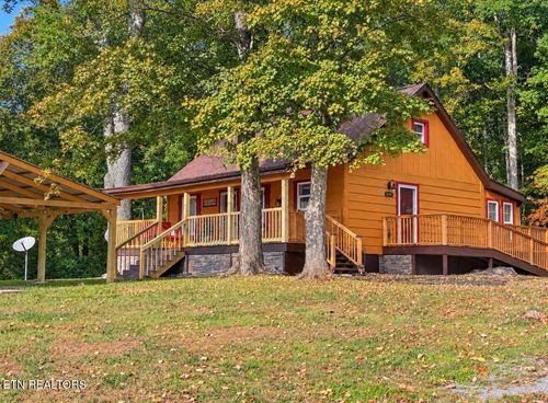 6104 Roberts Rd, Corryton, TN, 37721-4321 | Card Image