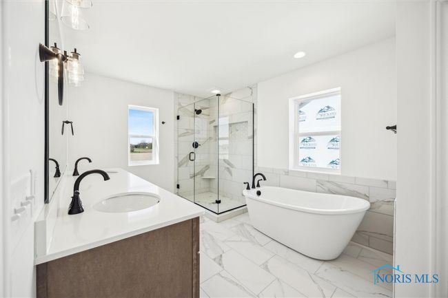 102 Kinloch Drive, House other with 4 bedrooms, 3 bathrooms and 2 parking in Perrysburg OH | Image 21