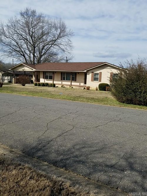 1632 Edgewood St, Malvern, AR, 72104-2208 | Card Image