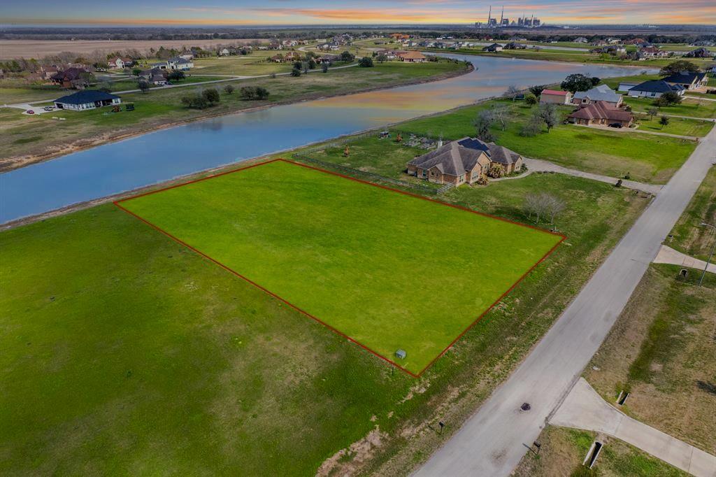Land in Richmond
