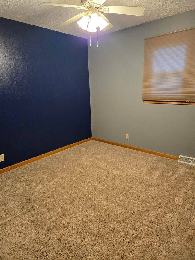1005 Red Maple Ave, House other with 3 bedrooms, 2 bathrooms and null parking in Cresco IA | Image 16