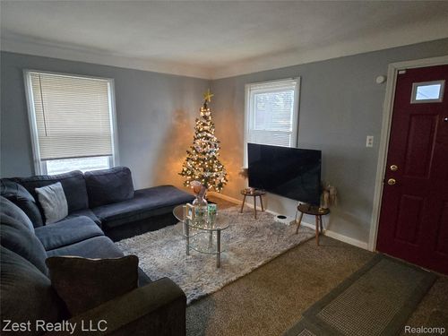 21433 Bethlawn Blvd, Ferndale, MI, 48220-2207 | Card Image