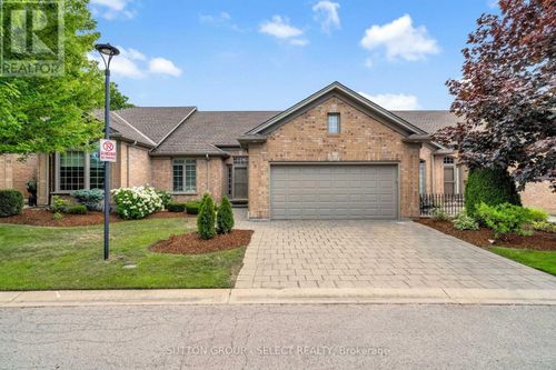 9-140 Mcgarrell Dr, London, ON, N6G5J1 | Card Image
