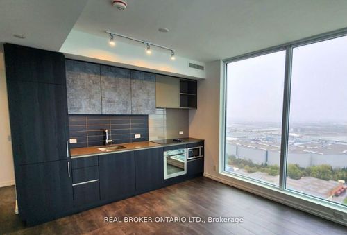 2905-1000 Portage Pky, Concord, ON, L4K0L1 | Card Image