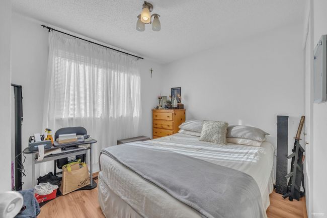 1960 148 A Street, House other with 4 bedrooms, 2 bathrooms and 3 parking in Surrey BC | Image 12