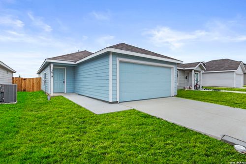 12819 Kathleen St, St Hedwig, TX, 78152 | Card Image