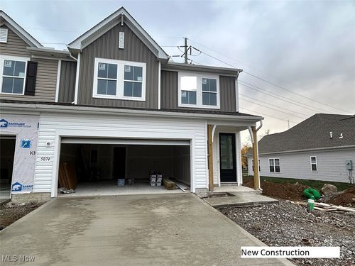 5074 Shepherds Gln, Willoughby, OH, 44094-3385 | Card Image