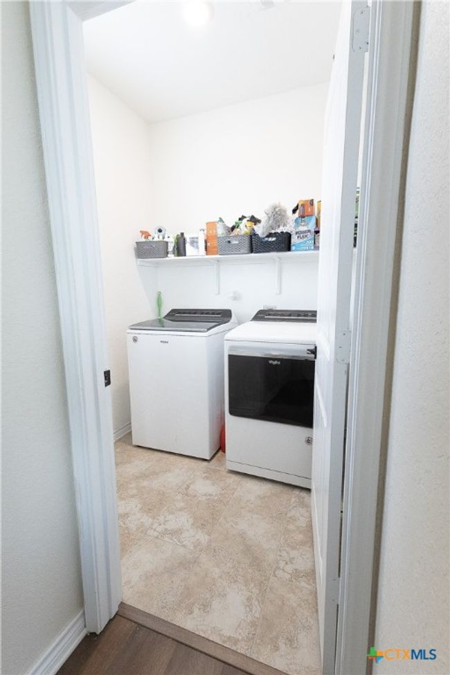 29906 Sestra, House other with 4 bedrooms, 3 bathrooms and null parking in Bulverde TX | Image 44