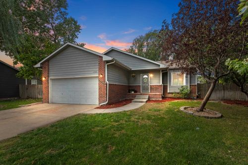 1747 N Riverbirch Ct, Andover, KS, 67002-7528 | Card Image
