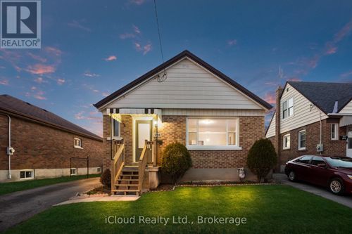 lower-328 Wilson Rd S, Oshawa, ON, L1H6C5 | Card Image