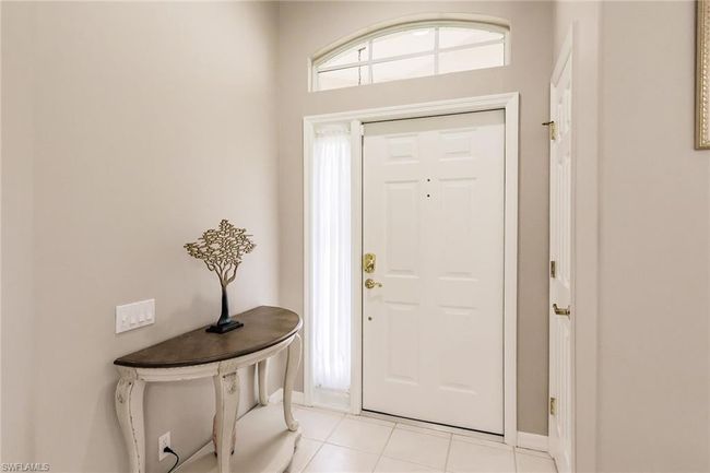 8661 Gleneagle Way, House other with 3 bedrooms, 2 bathrooms and null parking in NAPLES FL | Image 5
